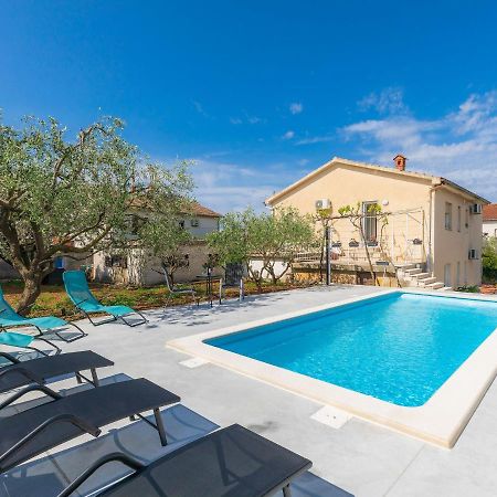 Apartment Laura By Interhome Pula Exterior foto