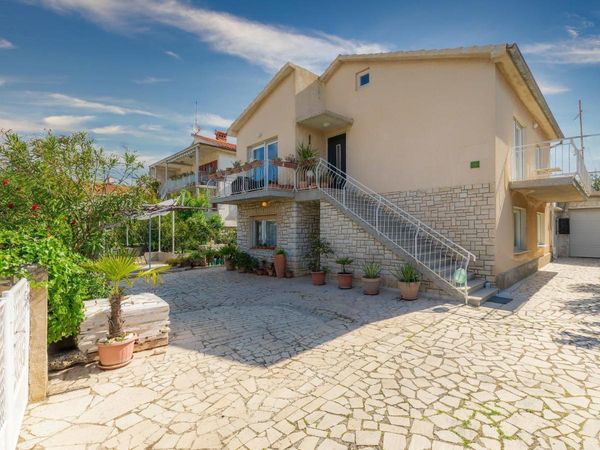 Apartment Laura By Interhome Pula Exterior foto